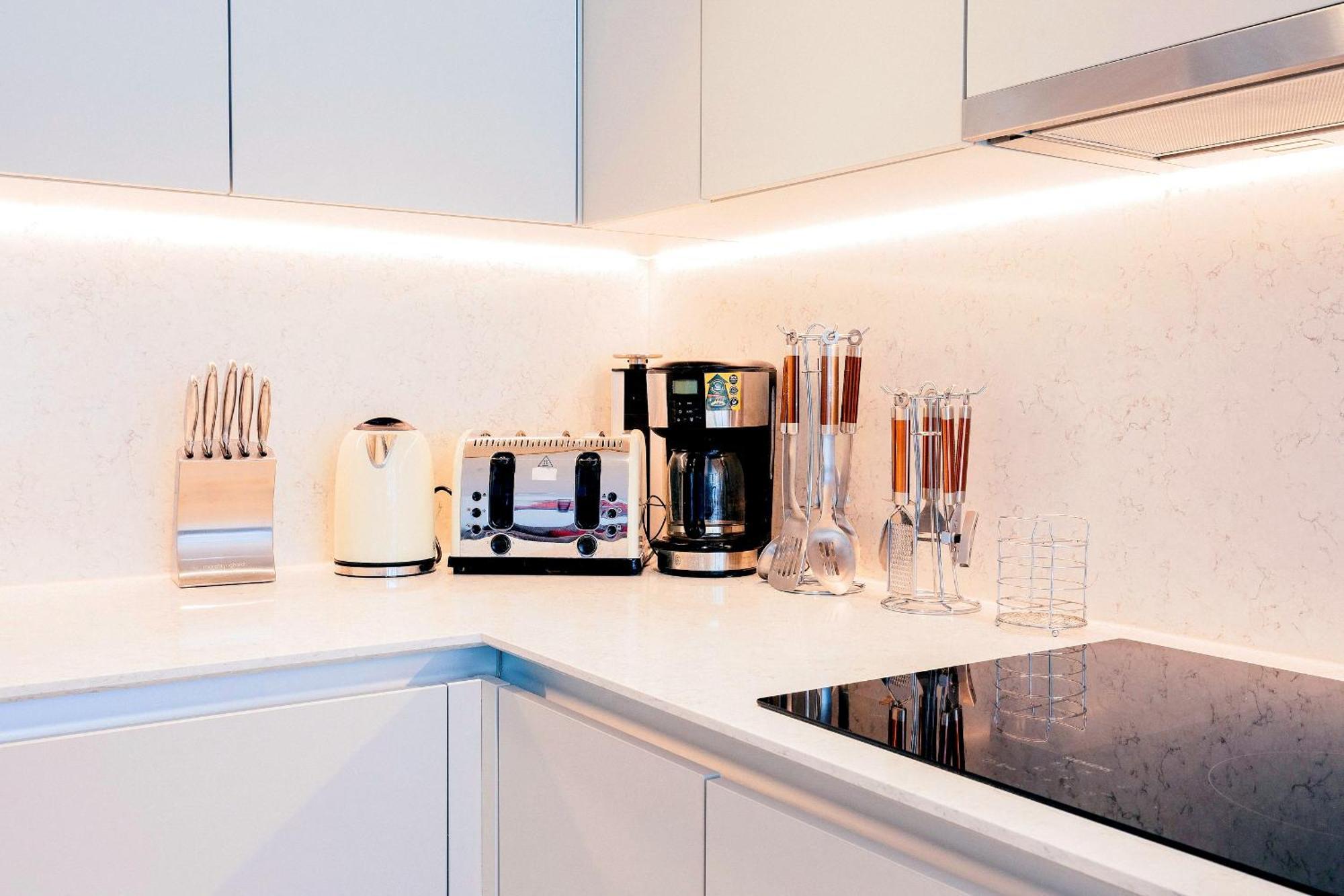 A Brand New Flat With 3 Bedrooms & 3 Baths In Zone 1 Angel For Max 9 Ppl Privatunterkunft